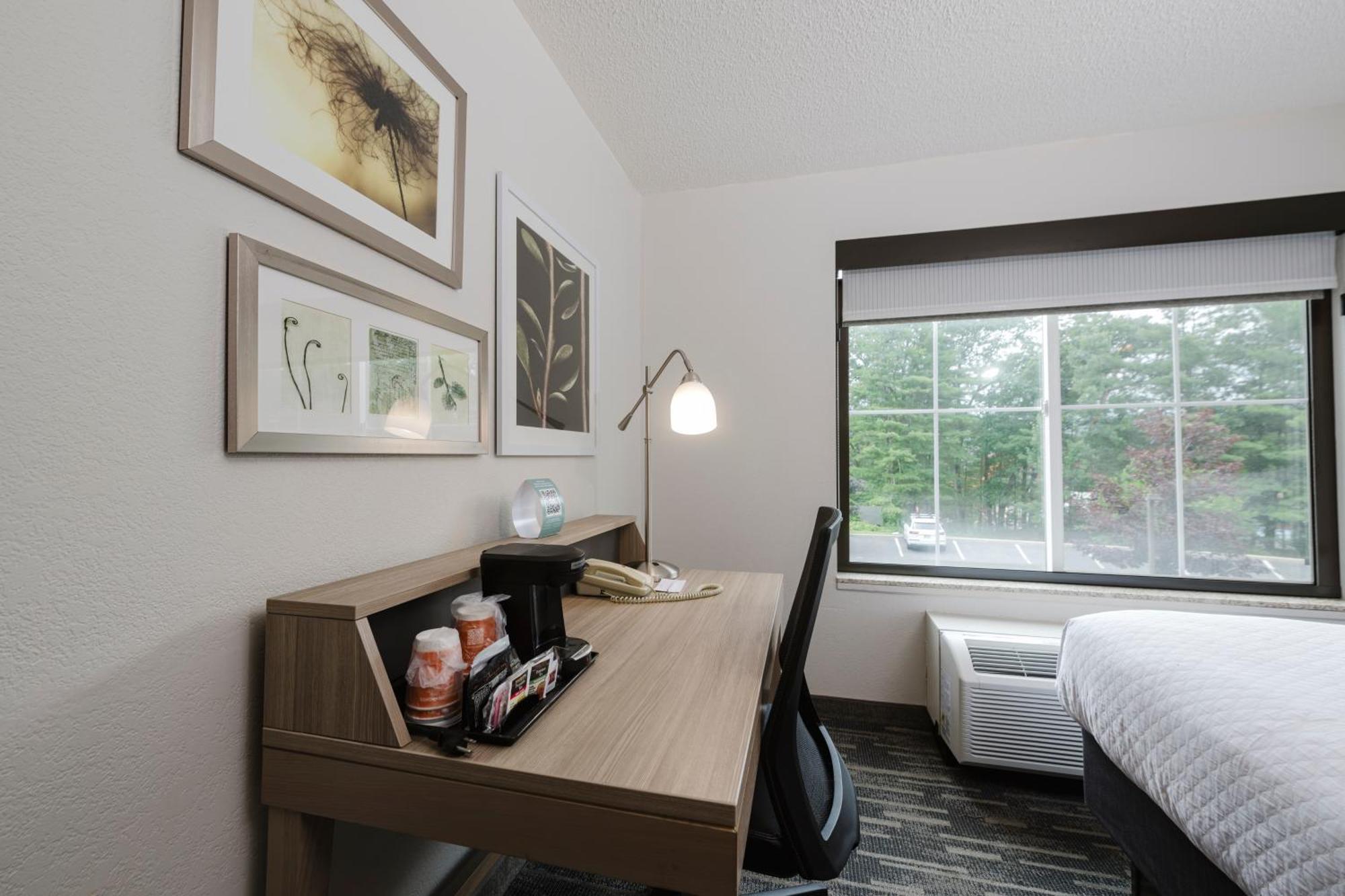 Country & By Radisson, George Queensbury , Ny Hotel 3*
