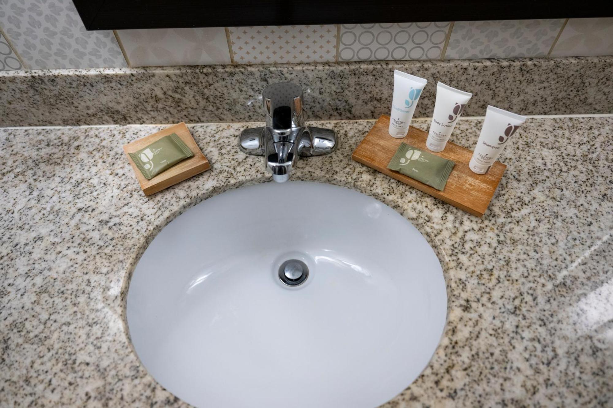 Country & By Radisson, George Queensbury , Ny 3* Lake George