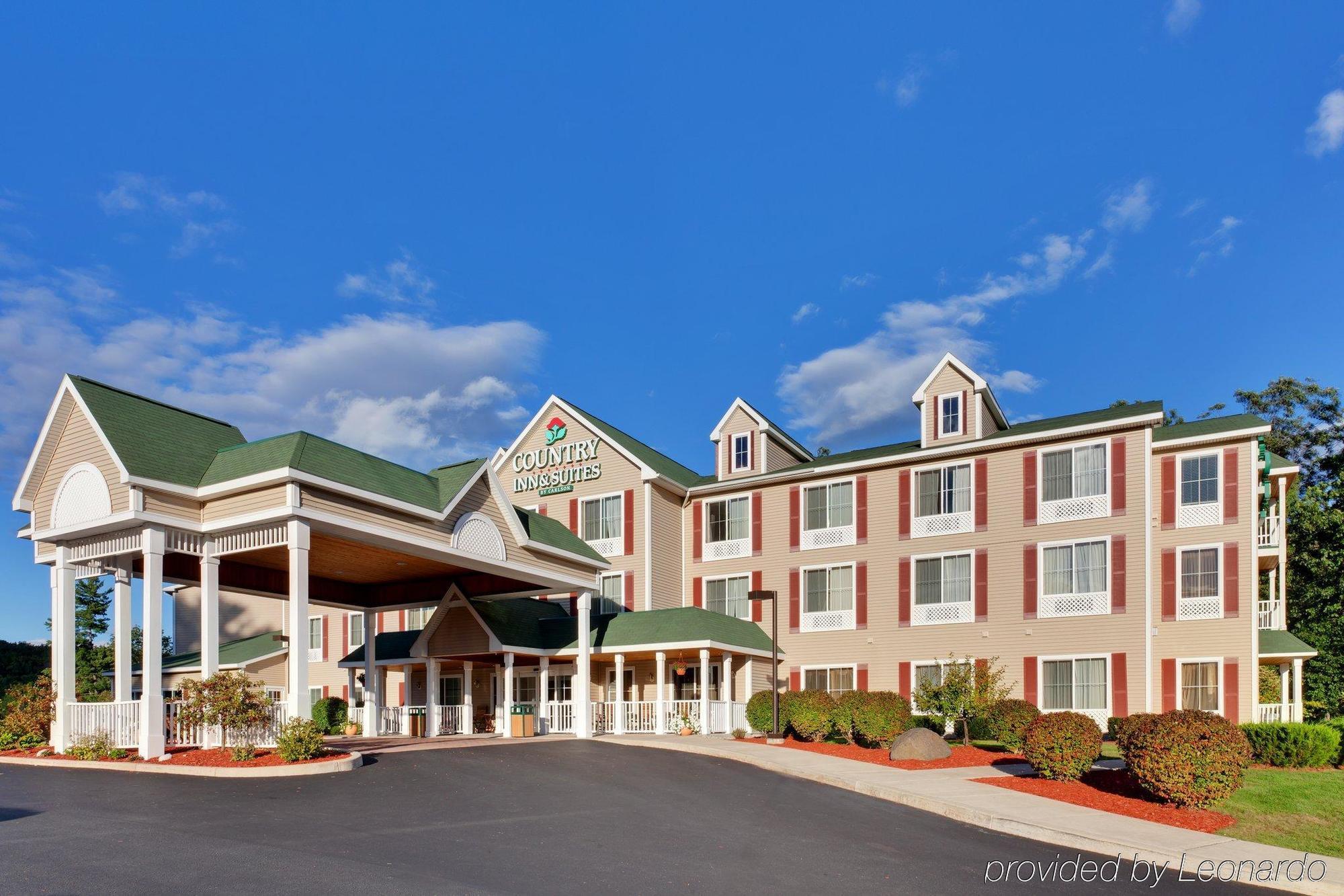 Country & By Radisson, George Queensbury , Ny Hotel 3*